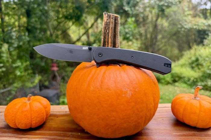 Unlock Your Outdoor Potential: A Comprehensive Review of the Knafs Lander 7 Folding Knife